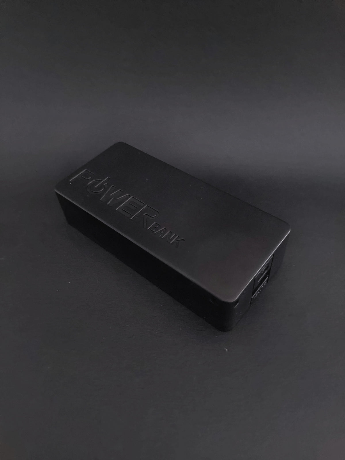 Power bank negro compacto de bolsillo, cargador portátil de emergencia del kit de regalo JESOU
